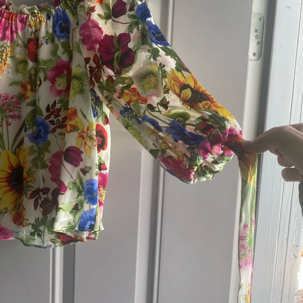 NWT Alice + Olivia Alta Top in Sunday Stroll, XS - Picture 4 of 11